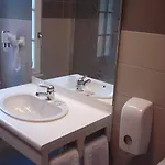 La Belle Etoile Hotel