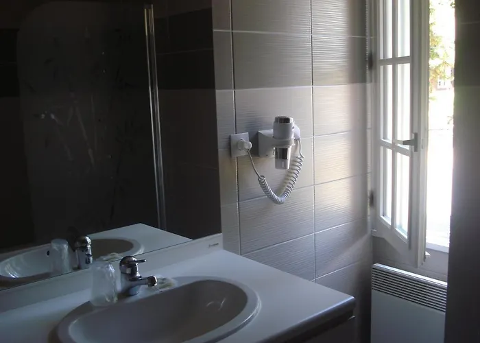 La Belle Etoile Hotel