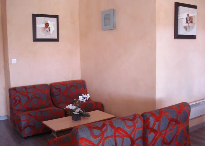 La Belle Etoile Hotel