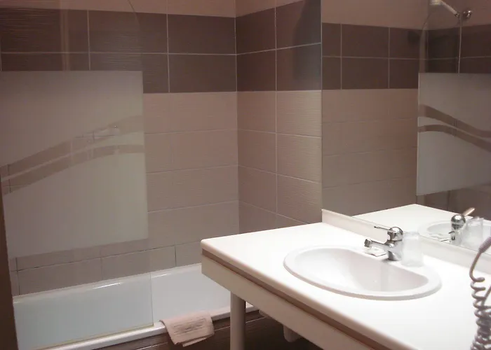 La Belle Etoile Hotel